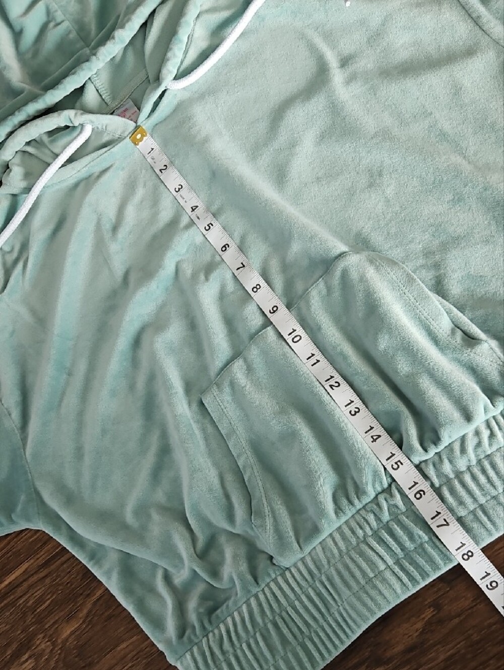 No Boundaries Women's XXL Mint Velour Cropped Hoodie Plush Pullover Sweatshirt - Picture 5 of 10